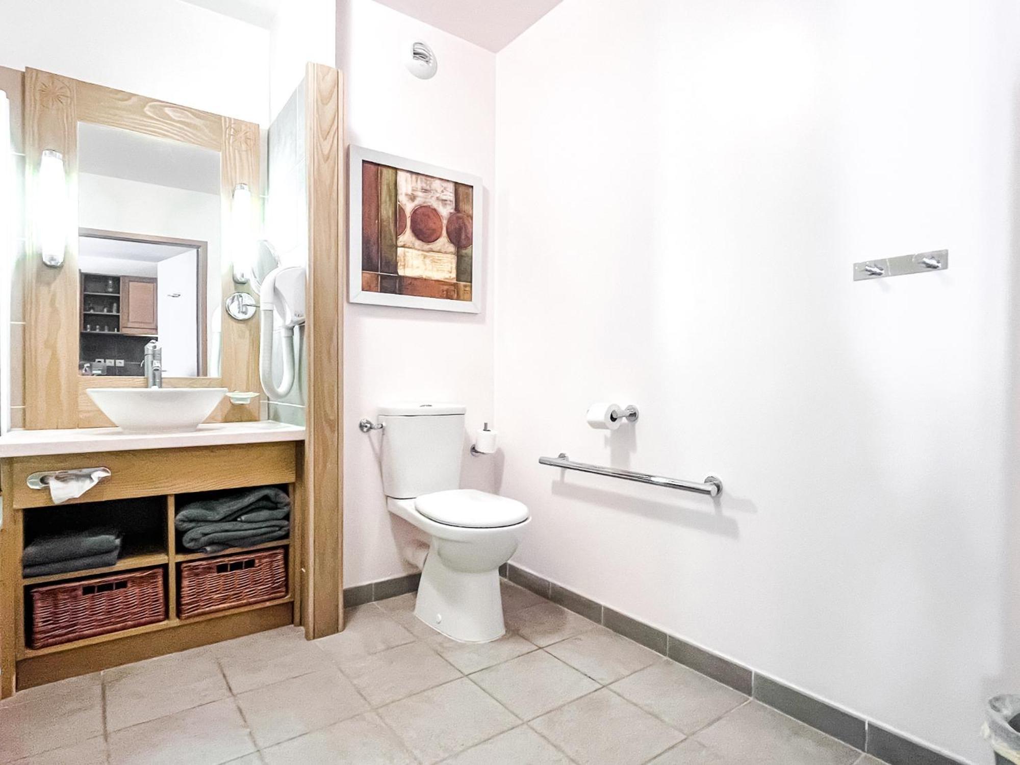 Large One-Bedroom Apartment, Wheelchair Adapted, Les Terrasses D'Eos Flaine Exterior foto